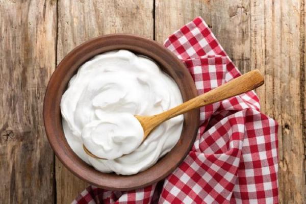 آشنایی با انواع ماست و برخی خواص آن آشنایی با انواع ماست و بعضی خواص آن