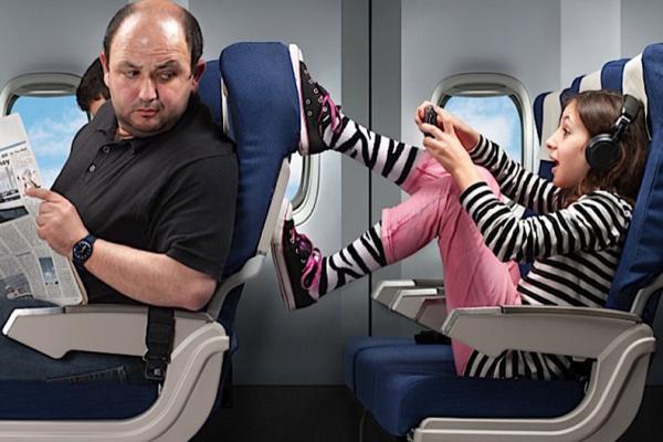 نفرت انگیزترین رفتارهای مسافران در هواپیما