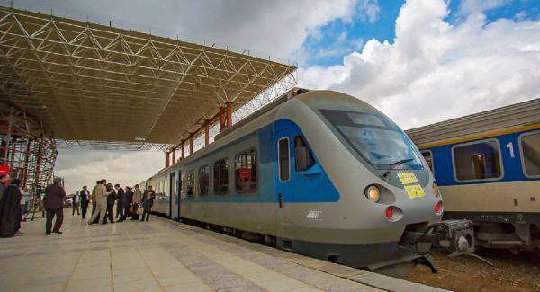 ایستگاه راه آهن همدان کجاست؟